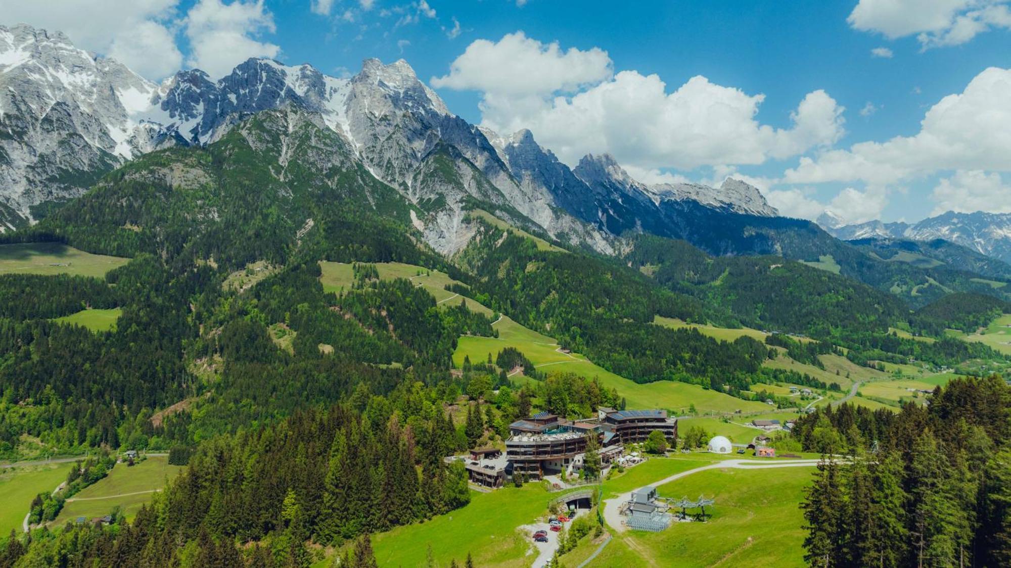 Holzhotel Forsthofalm Leogang Eksteriør billede